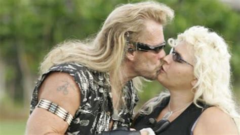 Beth Chapman Dog The Bounty Hunter Star In Medically Induced Coma