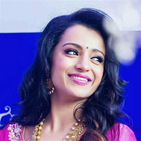 Kajal Aggarwal Replaces For Trisha Krishnan Here Is The Latest Updates Mixindia