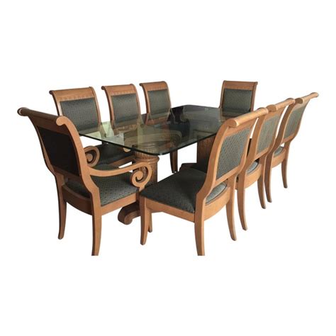 Thomasville Formal Dining Room Table And Chairs Set Of 9 Chairish