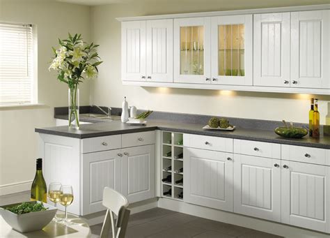 The sorrento stool has one of the largest colour variations in our whole range with nine options to choose from. Sorrento White | Rixonway Kitchens | Kitchen cabinets, White kitchen backsplash, Traditional ...