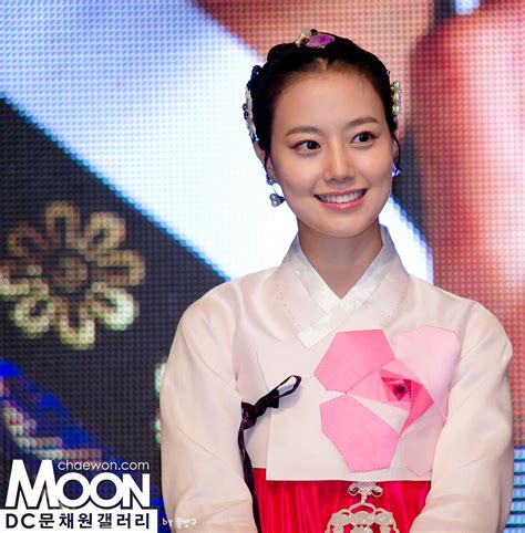 I became a fan after seeing her role in my fair lady. 문채원 !!!!! 문채원 ㅠㅠㅠㅠㅠ :: 20110713 공주의 남자 제작발표회 ...