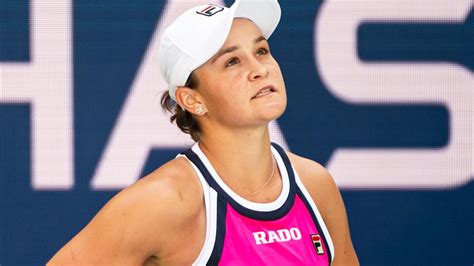 Us Open 2019 Ash Bartys Shock Early Drama In First Round