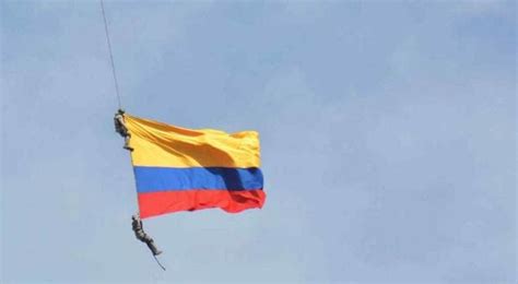 Bandera De Colombia Historia Origen Y Significado Billiken Images