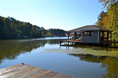 Lake Gaston Vacation Rentals Pet Friendly Zadrozny Isabell