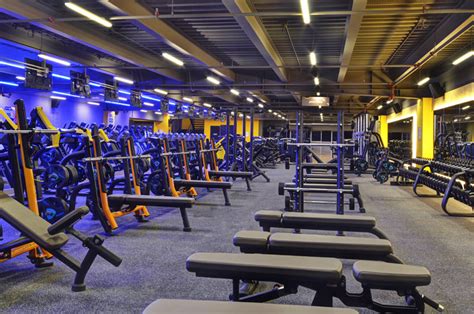 Shape up without leaving the house. The best of medellin colombia, gym, salsa, spanish-lessons ...