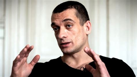 Petr Pavlensky Russian Activists Girlfriend Held Over Macron Ally Sex