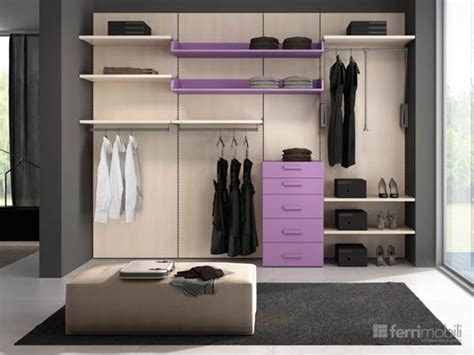 Grandi dimensioni di l 105 * w 45 * h 170 cm, con 1 asta appendiabiti mobile, 4 piccoli e 2 ripiani di grandi dimensioni ti offrono spazio extra sia per i tuoi abiti più lunghi che per i vestiti piegati. Cabine Armadio Rail system - Modello 49 nel 2020 | Cabina ...