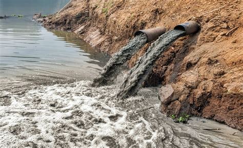 Poll Shows Us Adults Most Worried About Water Pollution Among Major