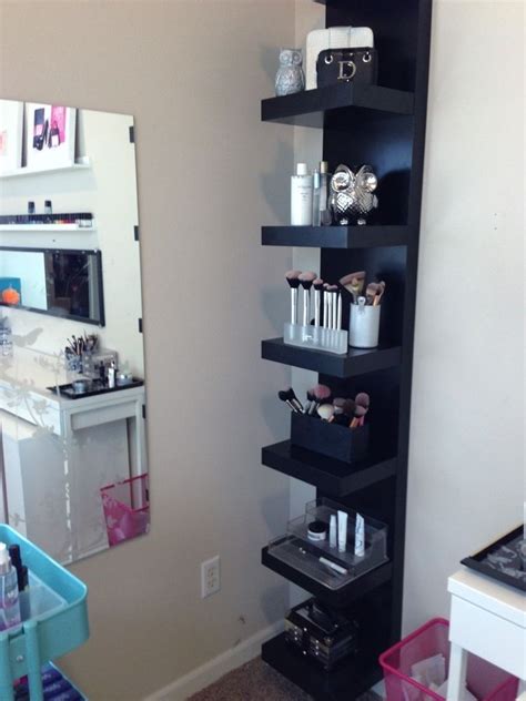 Dressing table hacks;dressing table chair; Interesting idea for make-up storage using an IKEA ...