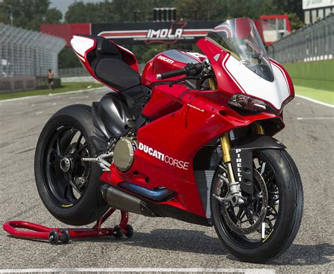 The motorcycle is built around an aluminum monocoque frame and gets semi. 2015 Ducati Panigale R Mega Gallery - Asphalt & Rubber