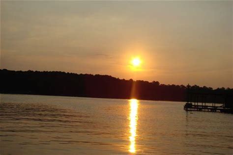 For a listing of things to do on the lake, visit here. Lake Sinclair - about