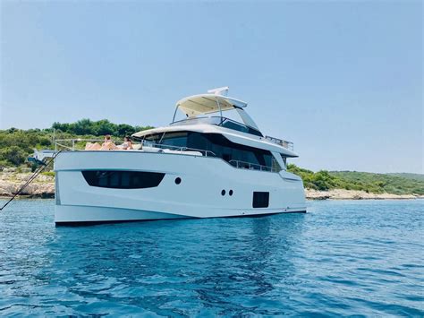 2016 Absolute Navetta 58 Motor Yacht For Sale Yachtworld