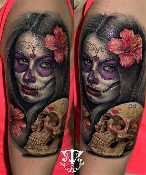 Working with santa muerte can help ease your worries as her comforting presence can remind us that no matter how tough things get, where there is life, there is hope. Tattoo Santa Muerte | Tatoo, Tatuagem, Tatuagens