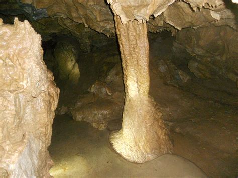 Grand Column Oregon Caves National Parks Blog