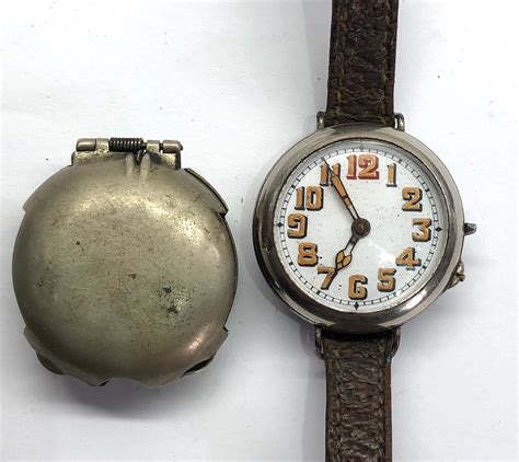 Original Gents Ww1 Trench Watch With Watch Protector Patent No 20696