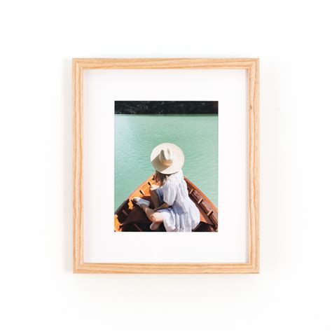 How To Choose The Right Frames For Your Walls