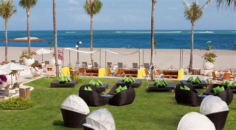 Located in kuta, 98 feet from the beach, sulis beach hotel & spa offers accommodations with a rooftop pool, a restaurant and a bar. Holiday Inn Resort Baruna Bali Indonesia | South Kuta ...