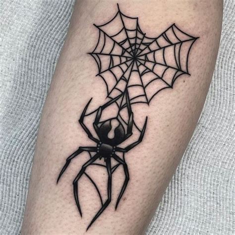Super Cool Spider Heart Web Tattoo By Mugstattooer 🕸️🕷️ ↓ ↓