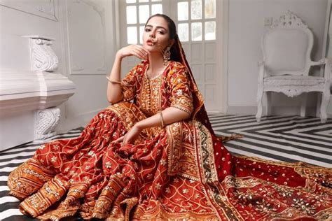 Hina Ashfaq Latest Pakistani Bridal Dresses Photoshoot Stylepk