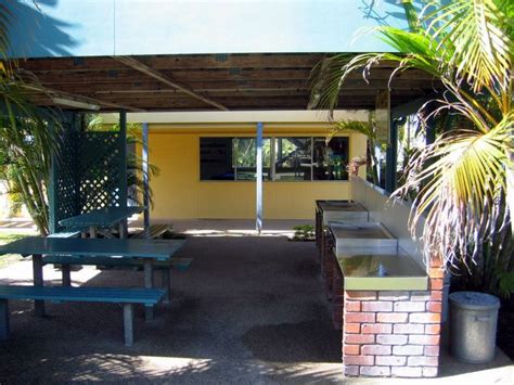 Find traveller reviews and candid photos of dining near alex beach cabins and tourist park in alexandra headland, queensland. Alex Beach Cabins & Tourist Park - Alexandra Headland Camp ...