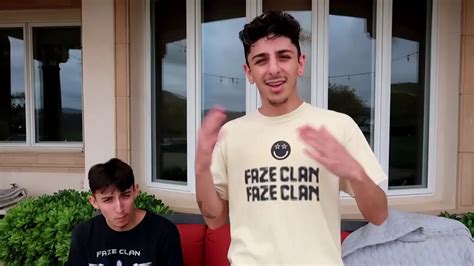 Faze Rug Doing The Most For His People Before 20 Million Youtube