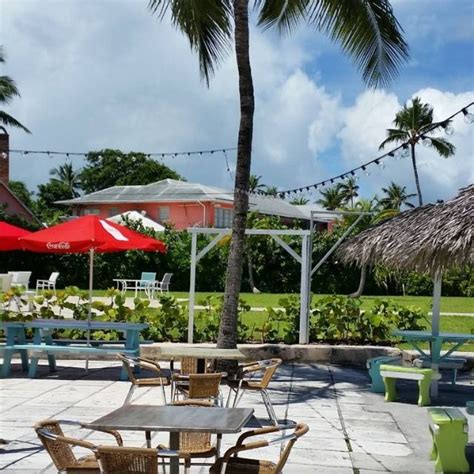 The Green Parrot Harbour Front Restaurant Nassau New Providence