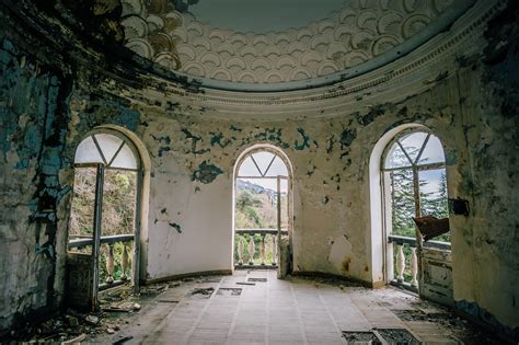 Abandoned Mansions