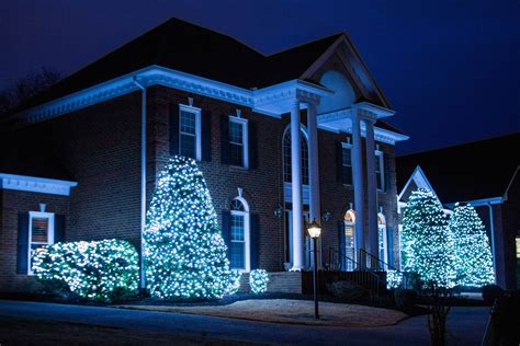 Professional Christmas Lighting Worth The Cost