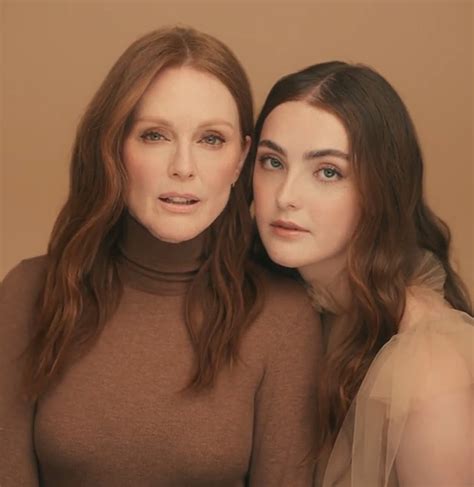 This Is Julianne Moore S Beauty Advice To Her Daughter