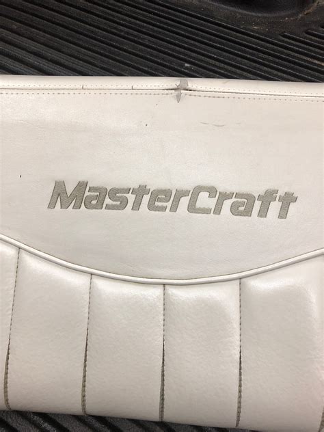 What font is closest to the MasterCraft logo? - TeamTalk