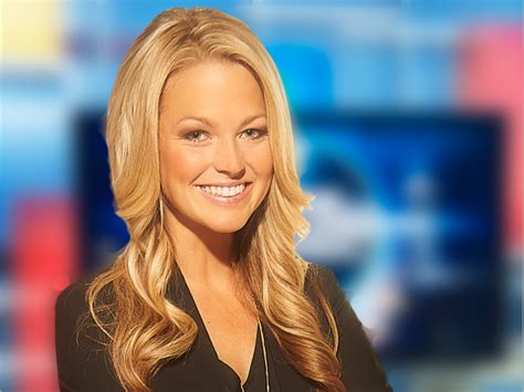 Year Old Cbs Hoops Reporter Allie Laforce Is Turning Heads For All The Right Reasons For