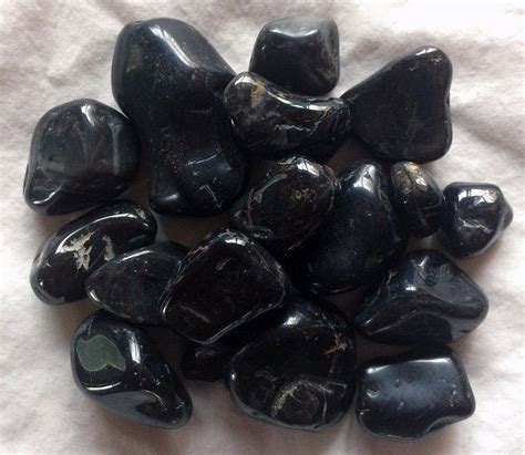 Black Onyx Tumbled Stone Sunnyside Ts