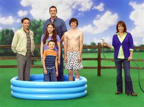 Patricia heaton, neil flynn, charlie mcdermott, eden sher, atticus shaffer subtitles: Photo de Charlie McDermott - The Middle : Photo Atticus ...