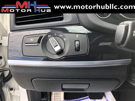Learn more about price, engine type, mpg, and complete safety and warranty information. 2013 BMW X3 xDrive35i Stock # 977972 for sale near Van Nuys, CA | CA BMW Dealer