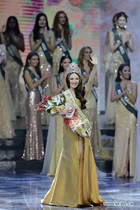philippines karen ibasco crowned miss earth 2017 cn