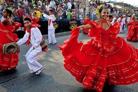 Traditional Colombian Dress Colombia Clothing Carnival Dress Traditional Outfits