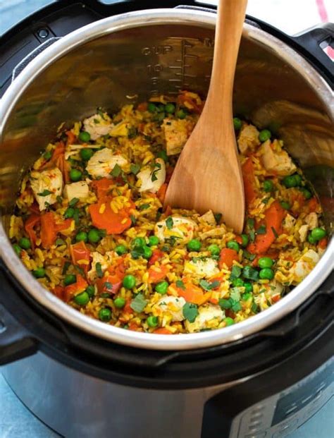 Find instant pot cooking time tables for 12psi, 15psi and sous vide settings, including times for meat, seafood, poultry and rice & grains. Golden Instant Pot Chicken and Rice