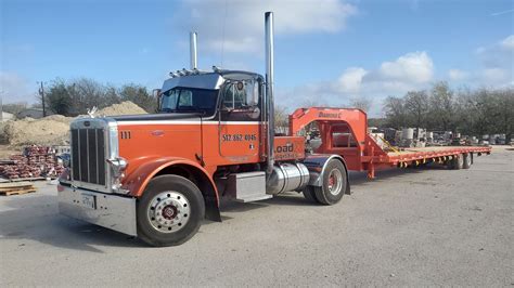Need a receiver hitch, gooseneck, or fifth wheel? Hot Shot Trucking Services in Austin, TX