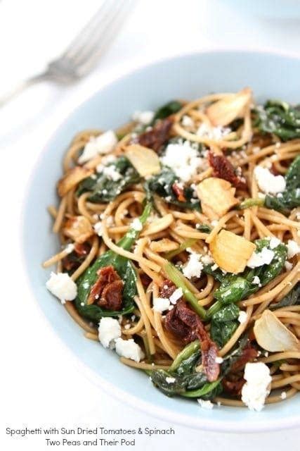 Espaguetis Con Tomates Secados Al Sol Y Espinacas Receta De Pasta