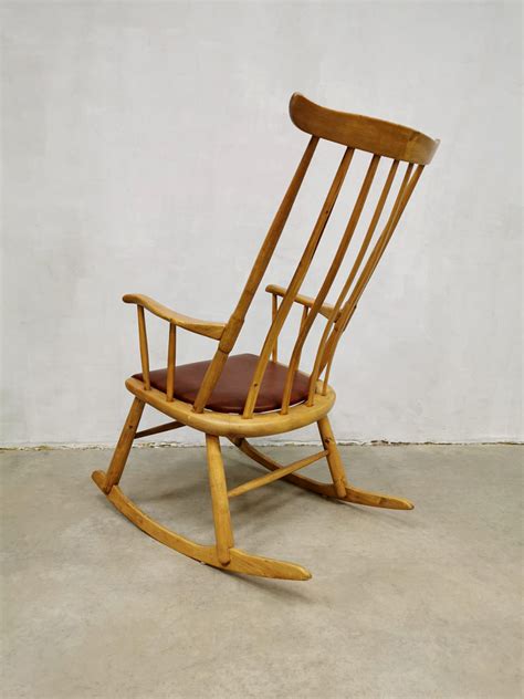 Vintage Danish spindle back rocking chair schommelstoel Farstrup Møbler
