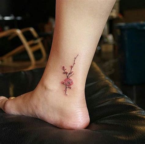 Cute small heart tattoos on wrist. 40 Adorable Itty-Bitty Ankle Tattoos - TATTOOBLEND