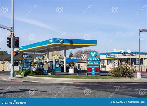Valero Gas Station Editorial Photo Image Of Gasoline 124222676
