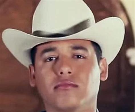 900 x 750 jpeg 36 кб. Ariel Camacho - Bio, Facts, Family Life of Mexican Singer