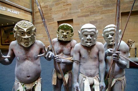 Behind The Masks Of Papua New Guineas Asaro Mud Men Bbc News