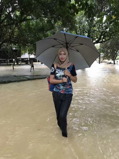 nurul nadia tetek besar tumbex