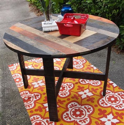 More than 491 dy table cloths at pleasant prices up to 21 usd fast and free worldwide shipping! Ideas for Pallet Round Tables | Pallet Ideas
