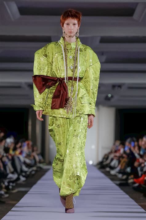 Vivienne Westwood Ready To Wear Fall Winter 2019 Paris Nowfashion Aandw