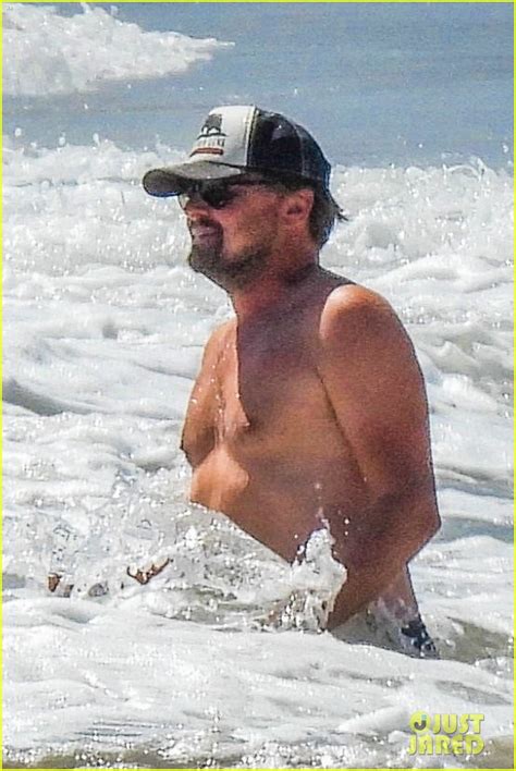 Leonardo Dicaprio Looks Like Hes Having A Great Time During His