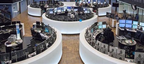 Kurse, news & tipps von der börse online & aktuell auf börse lynx ᐅ das börsenportal: Börse Frankfurt und London haben Jahre verloren - Kommentar