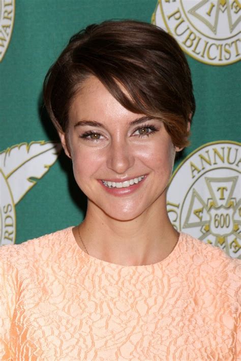 Posted by admin posted on april 28, 2019 with no comments. Kelly + Michael: Shailene Woodley Divergent & Aaron Paul ...